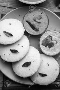Idli (2 Pcs )