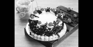 Classic Black Forest Cake - Eggless