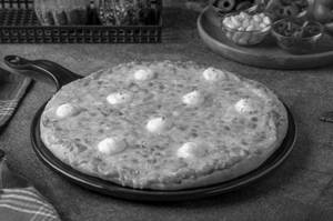 Californian 7 Cheese Pizza
