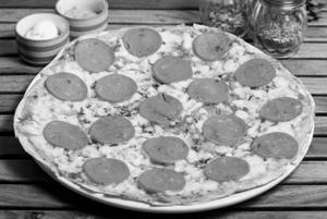 12 " Deer Ranch Cheese Pork Pepperoni Pizza