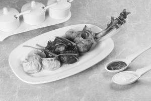 Chicken Momos Platter Regular