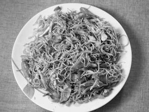 Chicken Hakka Noodles (Full)