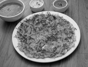 Onion Uttapam
