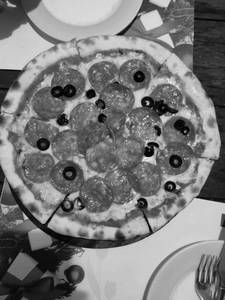 Salame Picante Pizza