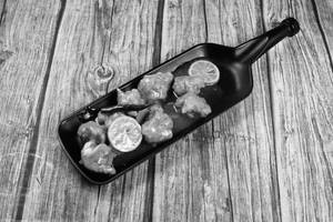 Chicken With Honey And Lemon Sauce [8 Pieces]
