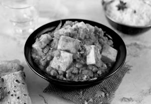 Matar Paneer