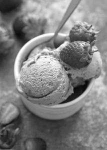 Natural Strawberry Ice Cream