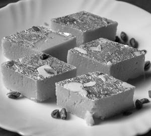 Khoya barfi [10pieces]