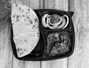 Champaran Chicken Masala Combo ( 3 Roti( Multigrain) Or Rice+ 2 Pcs Bihari Chicken Masala + Onion