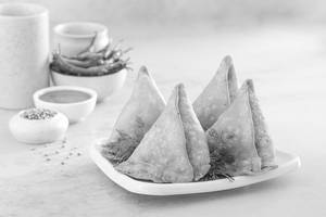 Samosa Panjabi 4 Pcs
