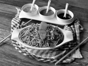 Veg Hakka Noodles