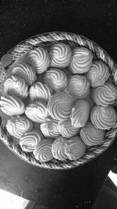 American Sweet Biscuit (200 Gms)