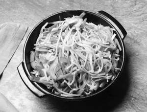 Egg Hakka Noodles