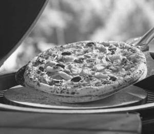 Super Desi Chicken Tikka Chicken Pizza