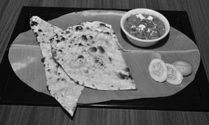 Paneer Butter Masala Butter Naan Combo