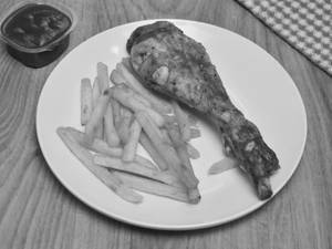 Grilled Chicken (2 Pcs) + French Fries +cold Drinks Combo