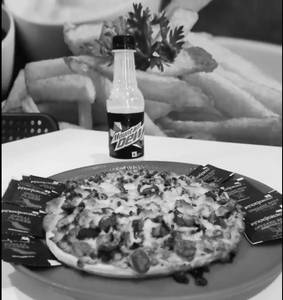 BBQ Chicken Pizza - Regular (8 inches) - 4 pieces