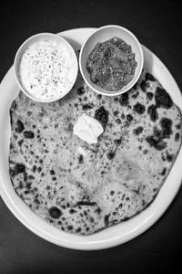 Aloo Gobhi Parantha With Dahi
