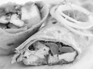 Egg Paneer Roll