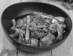 Tangra Chili Chicken (gravy)