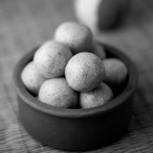 Theenai Laddu(3pcs)