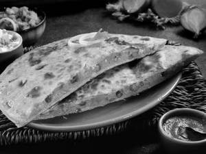 Aloo Cheese Paratha