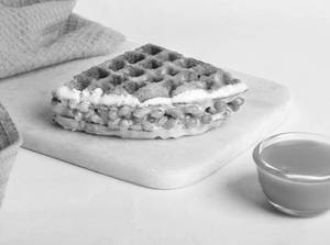 Caramello Waffle Sandwich