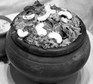Matka Dum Biryani