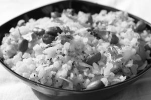 Poha With Sev