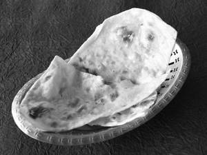 Butter Naan ( 2 Pcs )