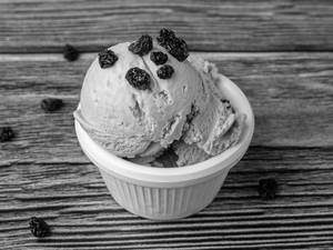 Blackcurrant Ice cream(Brick)