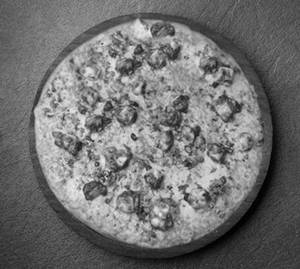 8" Paneer Makhani Pizza