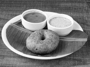 Vada (1 Pc)