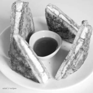 BREAD PAKODA (1PCS)