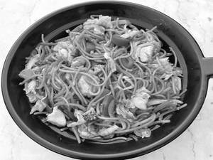 Chilli Garlic Chicken Noodles