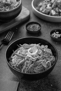 Veg Schezwan Chilli Garlic Noodles [serves2-3]