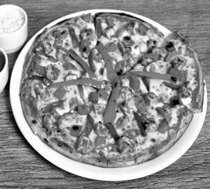 8" Chilli Paneer Pizza 