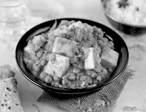 Mattar Paneer