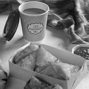 Paneer Samosa (2 Pcs) + Adrak Chai (250ml )