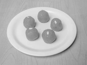 Motichur Laddu