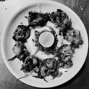 Chicken Hyderabadi Tikka ( Boneless )  Pudina Spicy Flavor