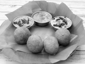 Mysore Bhajji (4 Pcs)