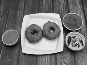 Vada (2 Pcs)