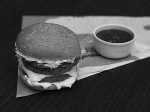 Cheesy Biglicious Burger