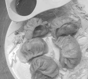 Nutries Steam Momos (10 Pcs)