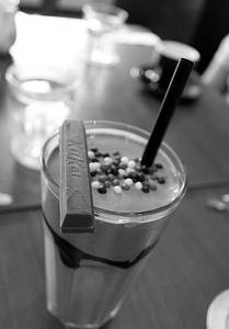Kitkat milkshake