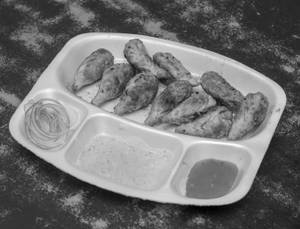 Veg Pan Fried Momos (10 Pcs)