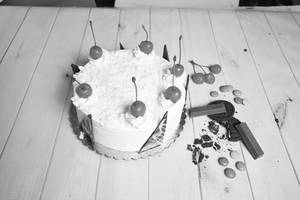 White Forest Exotic Cake