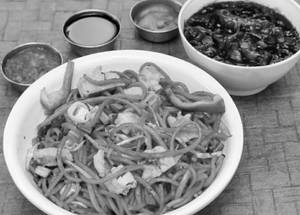 Chicken Schezwan Noodles