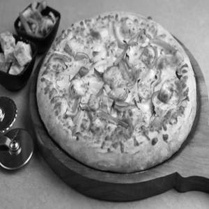 Kadhai Paneer Pizza